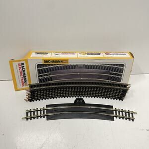Bachmann 9 Piece LOT 9” E-Z Train Track HO Scale 8 Curve & 1 Start